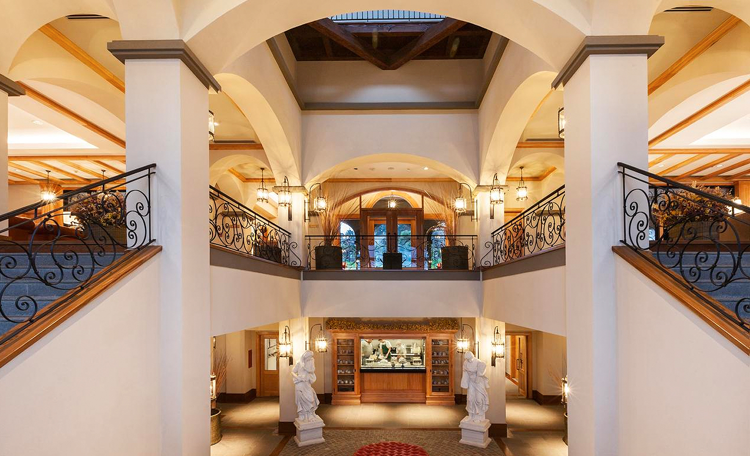 1500x912 KCS VB photo 01 Villa Beluno Hotel Interior View