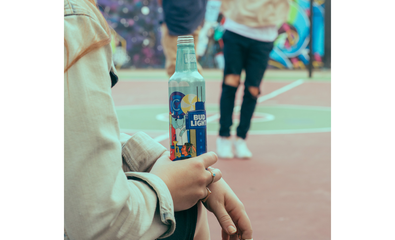 1500x912 ZoeRain Budlight R2 07